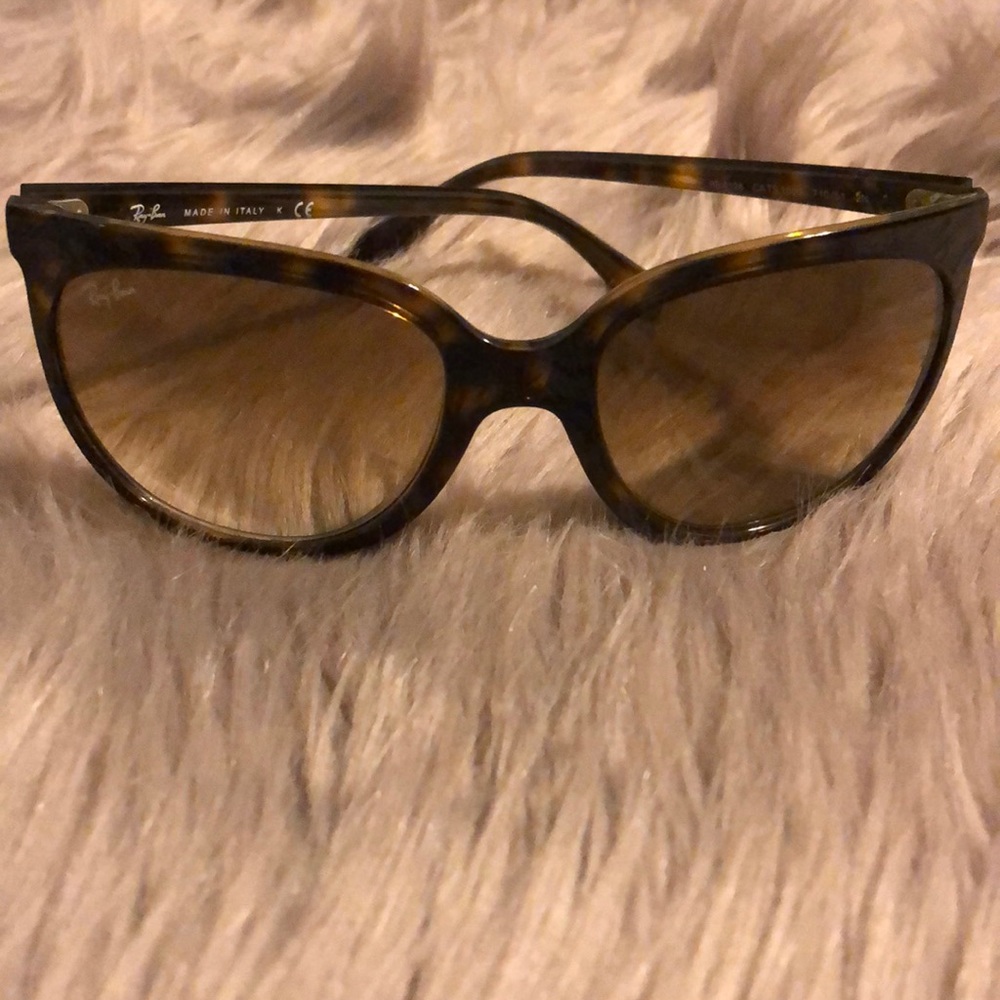 Cat eye Ray Ban Sunglasses